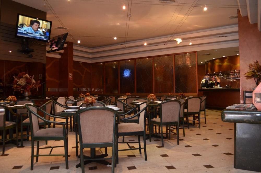 Hotel Maria Angola リマ エクステリア 写真