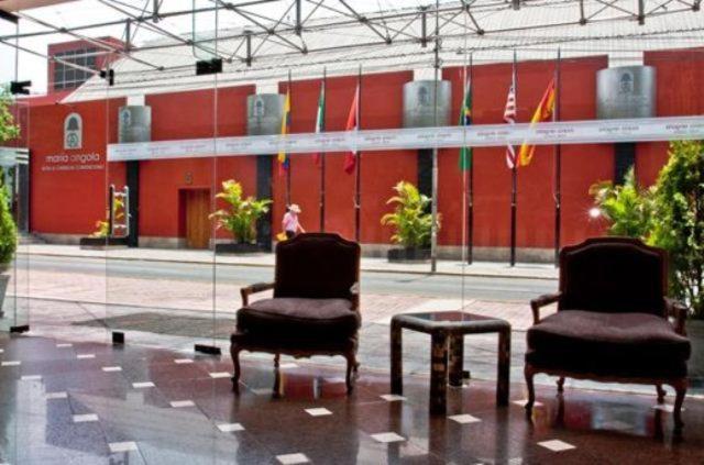 Hotel Maria Angola リマ エクステリア 写真