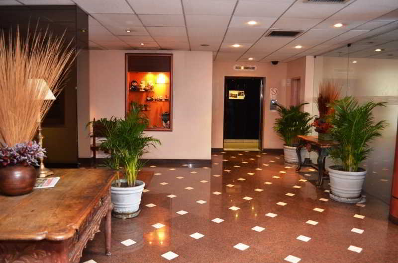Hotel Maria Angola リマ エクステリア 写真