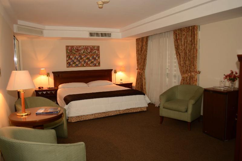 Hotel Maria Angola リマ エクステリア 写真